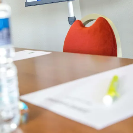 Otel Ibis Styles Cannes 3*