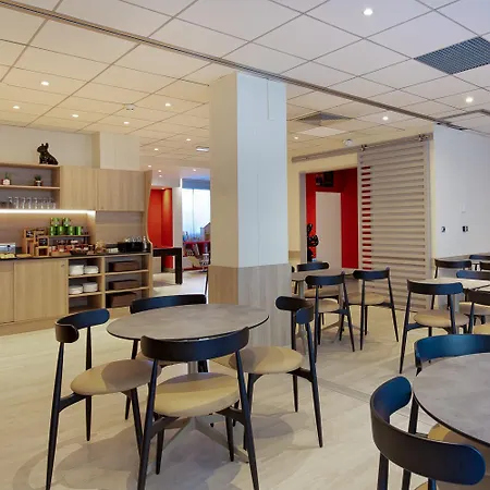 Ibis Styles Cannes Отель 3*