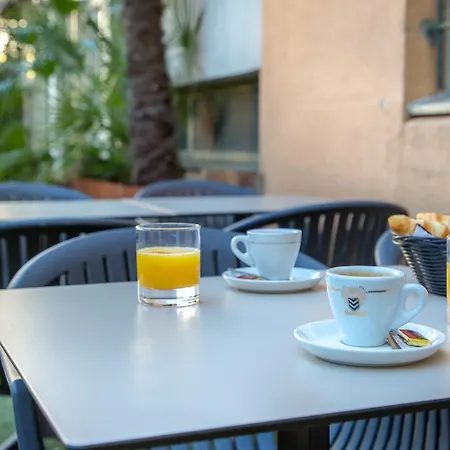 Ibis Styles Cannes Отель Ле-Канне