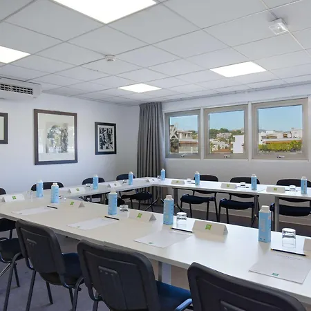 Отель Ibis Styles Cannes Ле-Канне