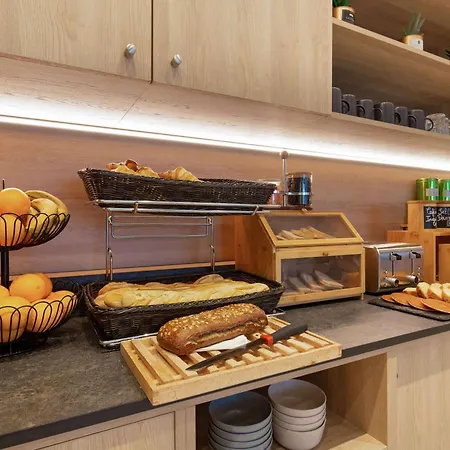 Ibis Styles Cannes Ле-Канне